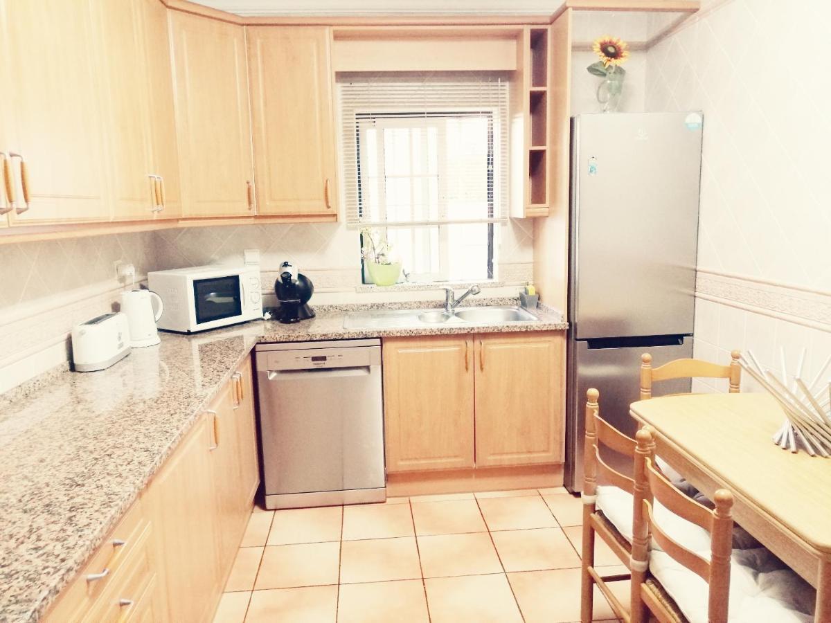 Beautiful Vila Rafaella, Walk Distance To Beaches Albufeira Extérieur photo